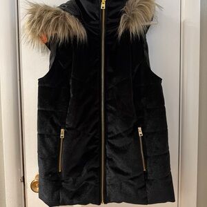 Marc New York Black Vest with Faux Fur Trim